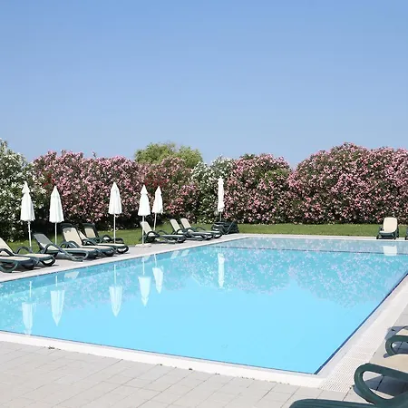 Aparthotel Villaggio Experia