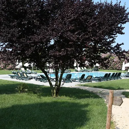Villaggio Experia *
